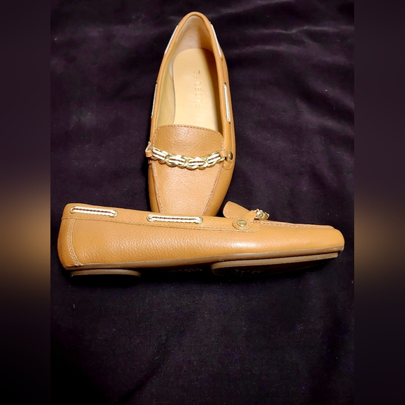 TALBOTS | Camel Tan Chain Genuine Leather Loafers with gold chain | EUC - Picture 8 of 8
